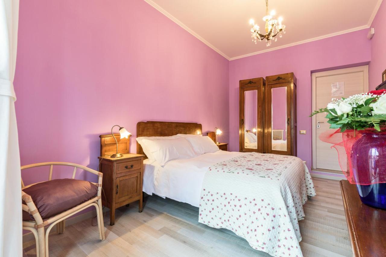 Bed & Breakfast A Tale 2*