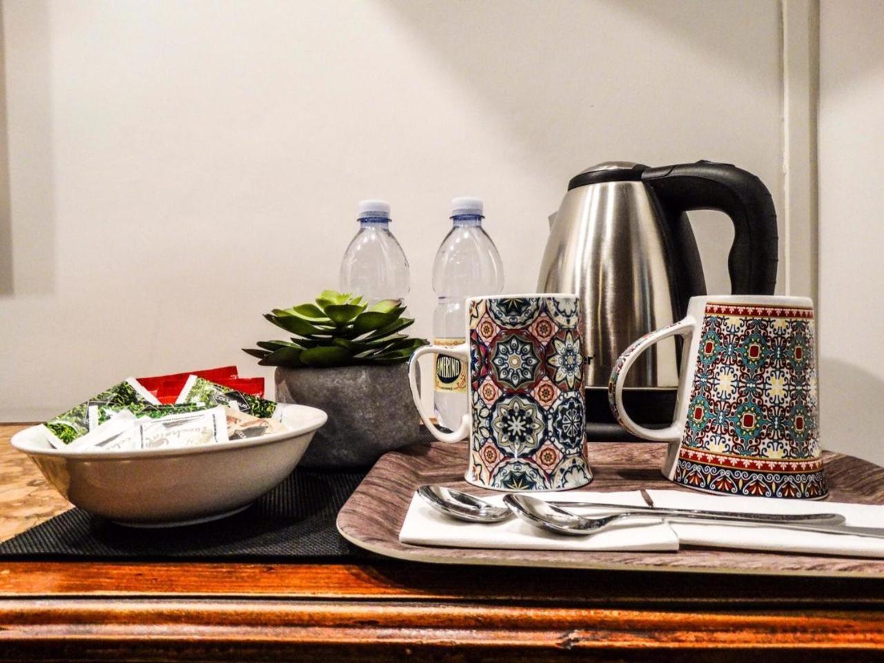 Acomodação com café da manhã  Locanderia 2*