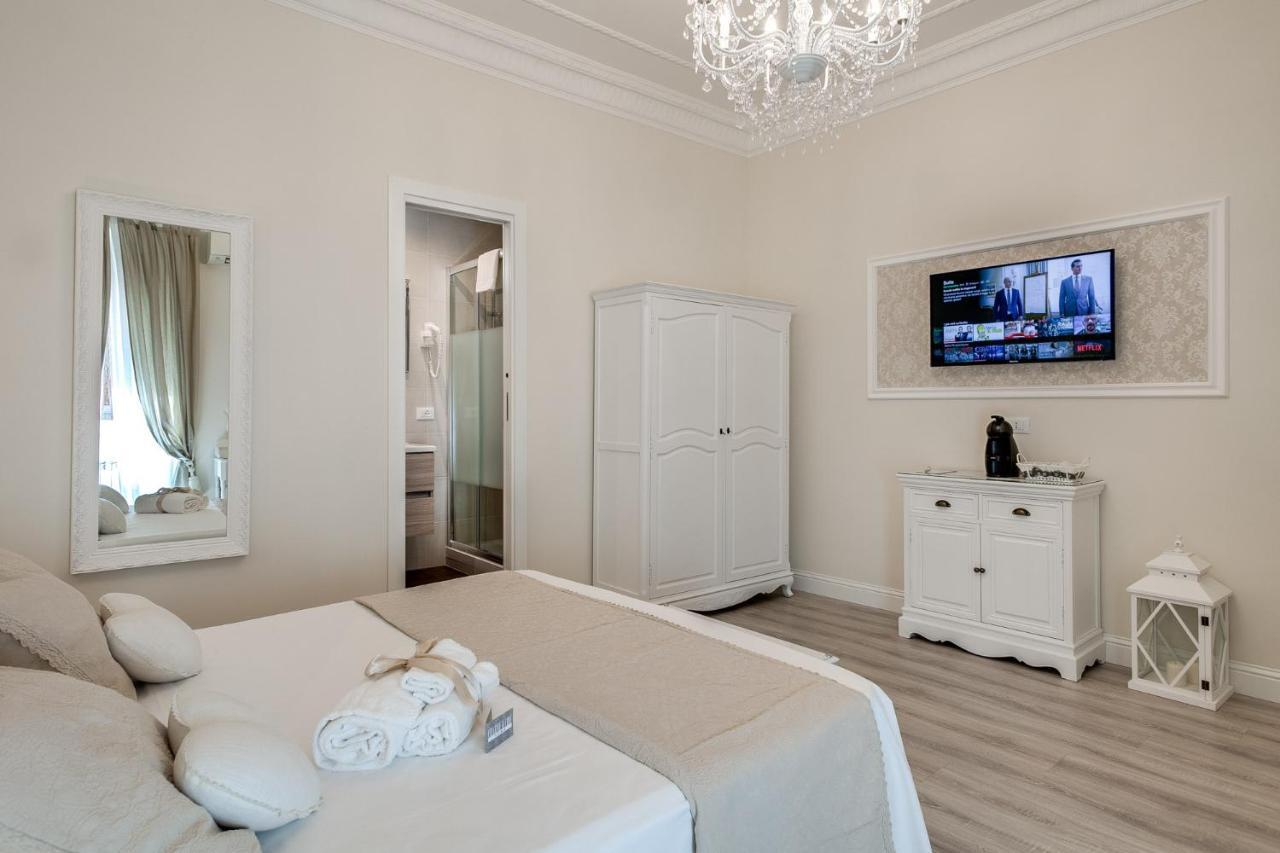 Charme & Chic Luxury Guest house Rome