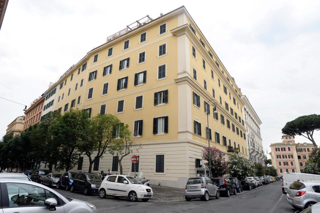 Mecenate Deluxe Colosseum Apartment