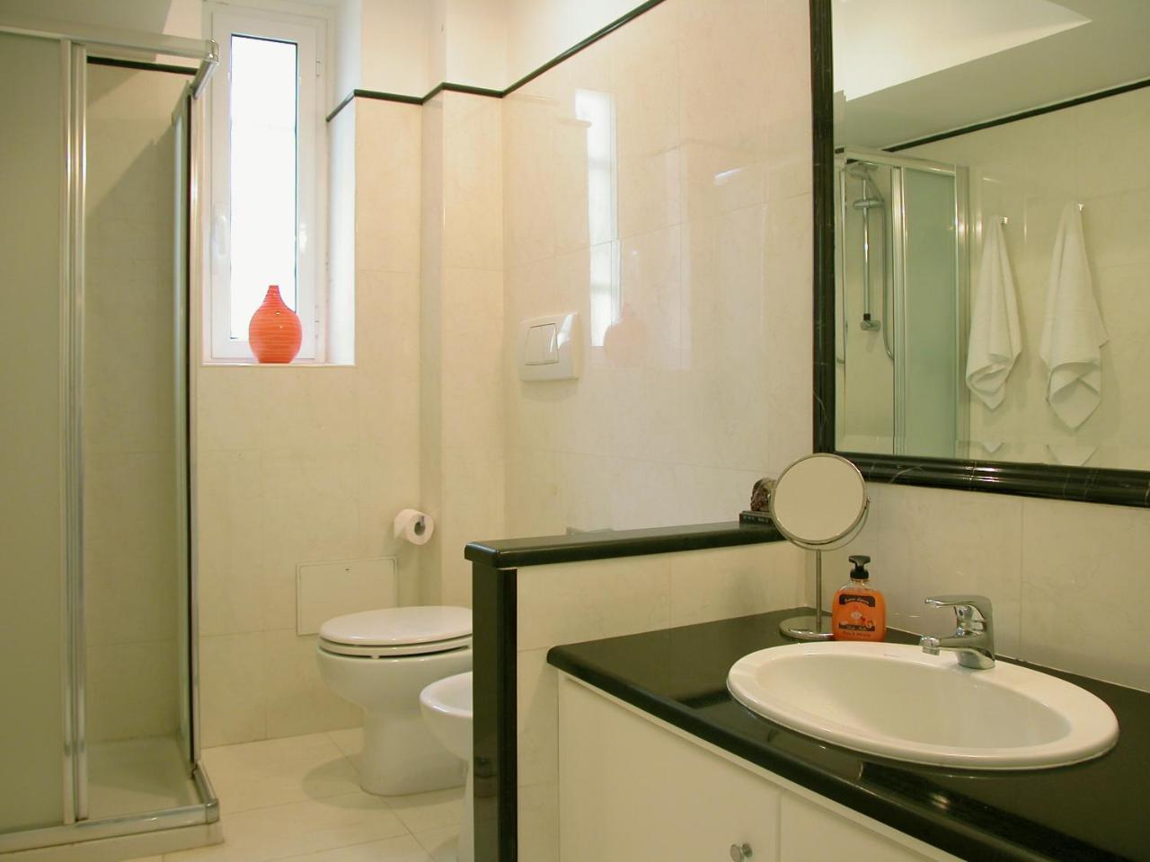 Rent In - Eroi Apartment *