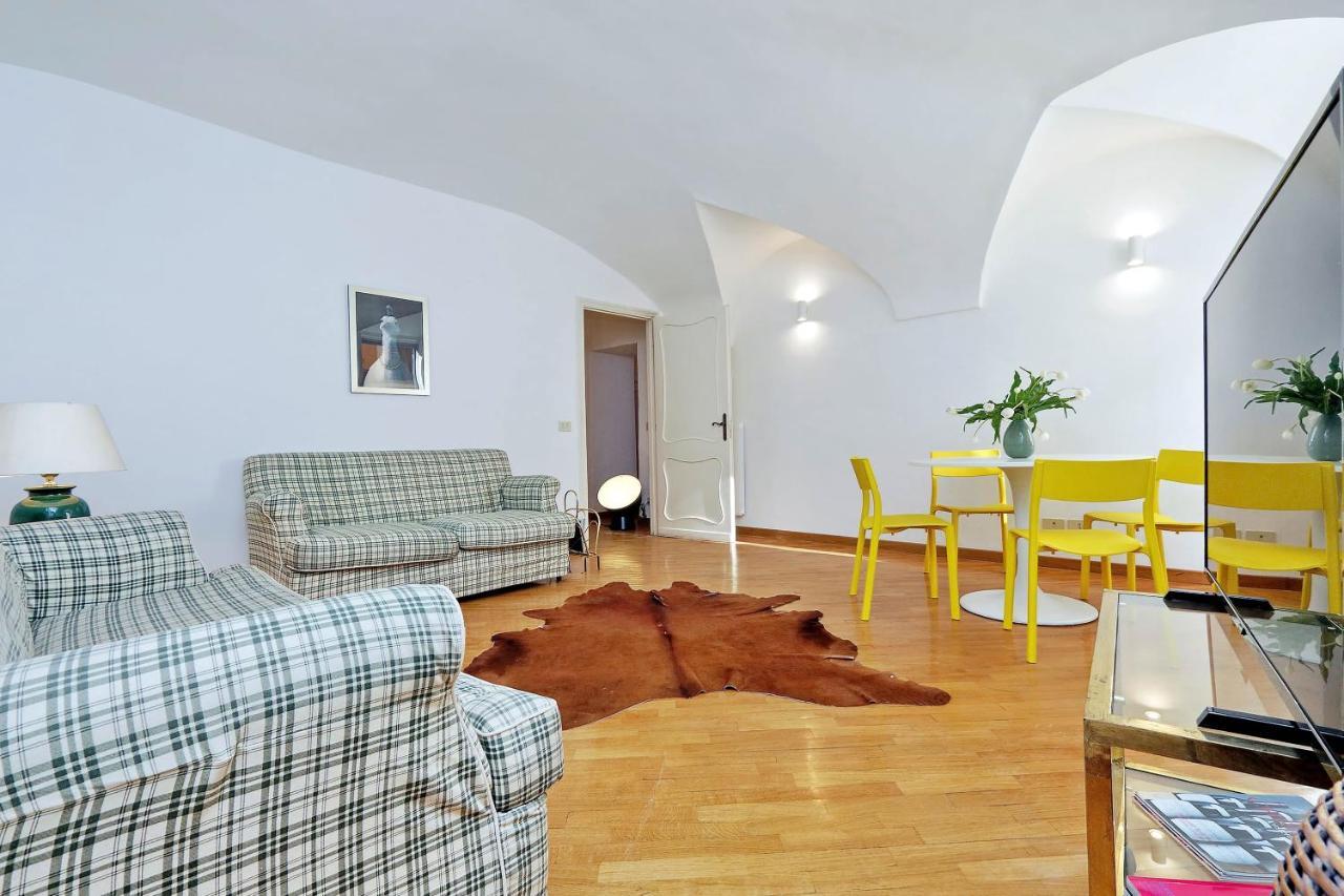 Clementina Charme - My Extra * Roma