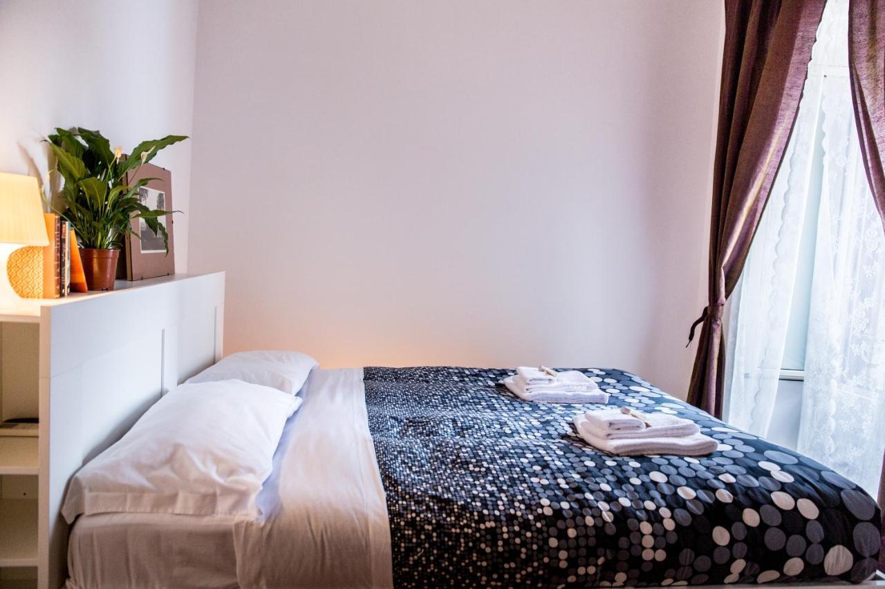 Rent In Giubbonari * Rome