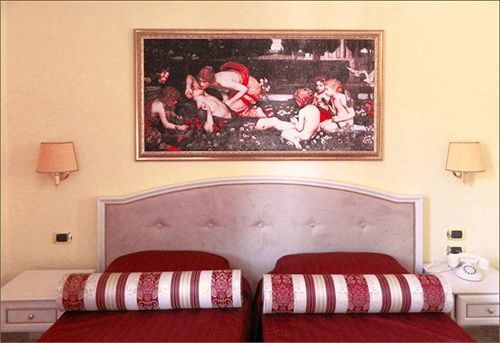 Gasthuis Relais Frattina 2*