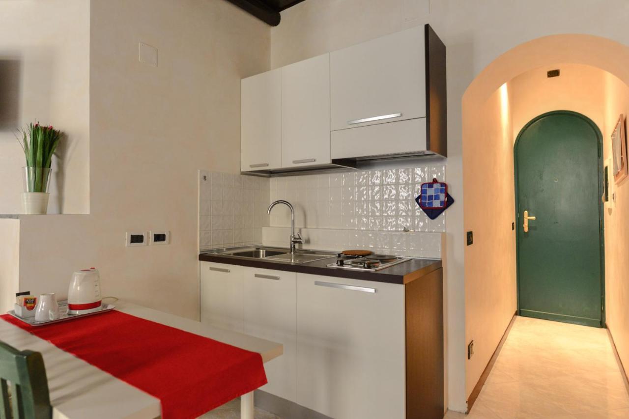 Urbana Colosseo Boutique Rome