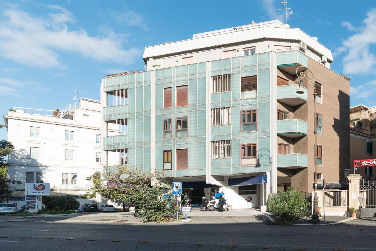 Torlonia Exclusive Penthouse Appartement *