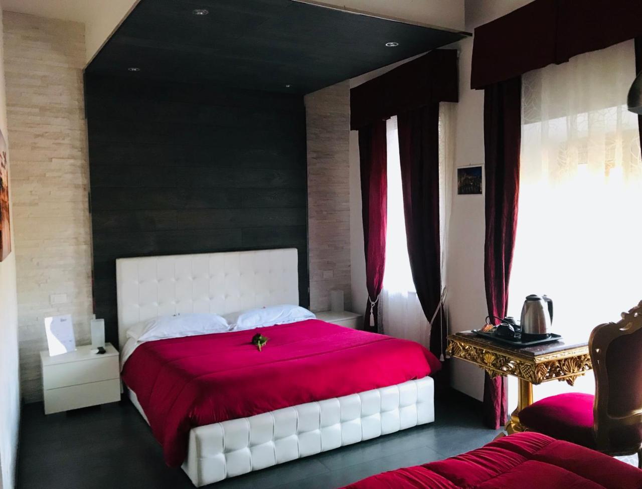 Royal Guest house 2*