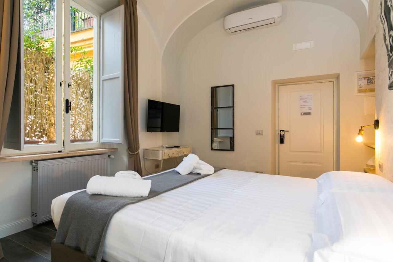 Trevi Contemporary