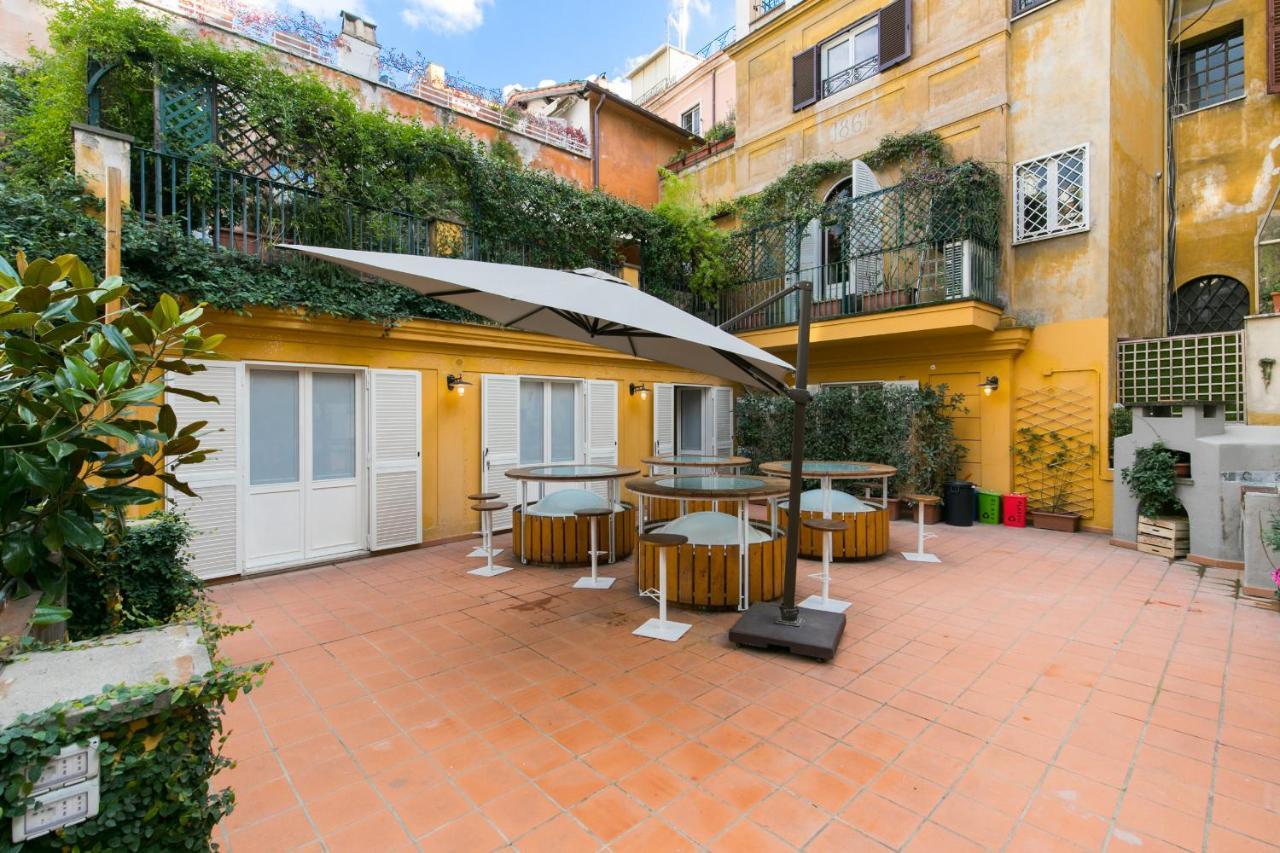 Trevi Contemporary