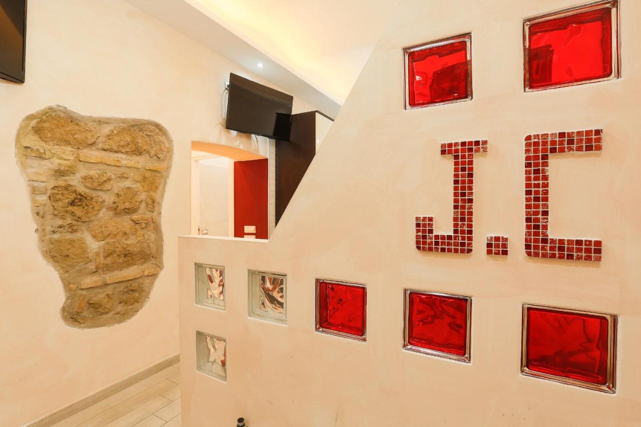Spartacus Apartment