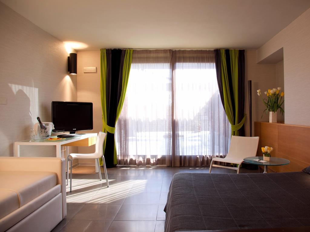 Hotel Zone Rome
