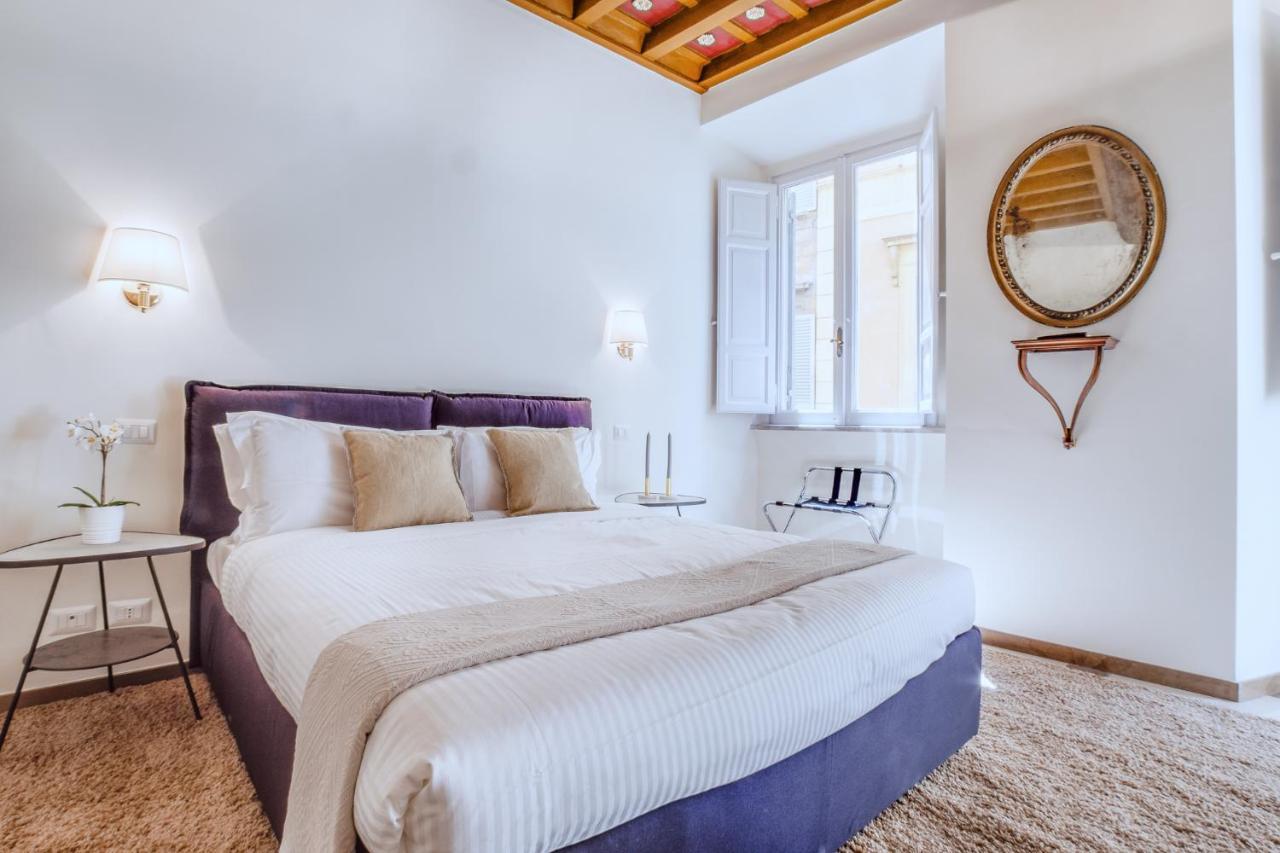 Apartment Flats Via Delle Muratte 2mins To Trevi Fountain *