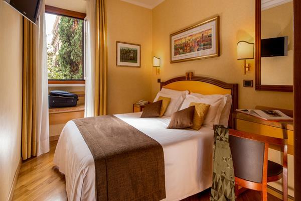Oxford Hotel Roma