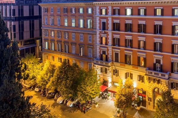 Hotel Oxford 4*