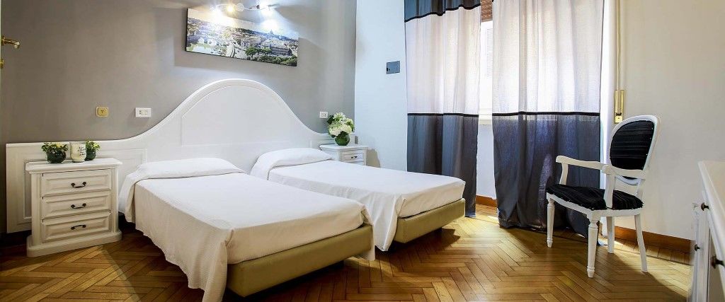 Trinita Dei Monti Hotel Rome