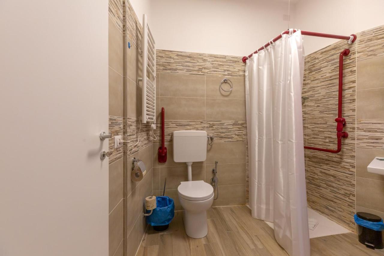 Flatinrome Trastevere Deluxe - Patio Guest house