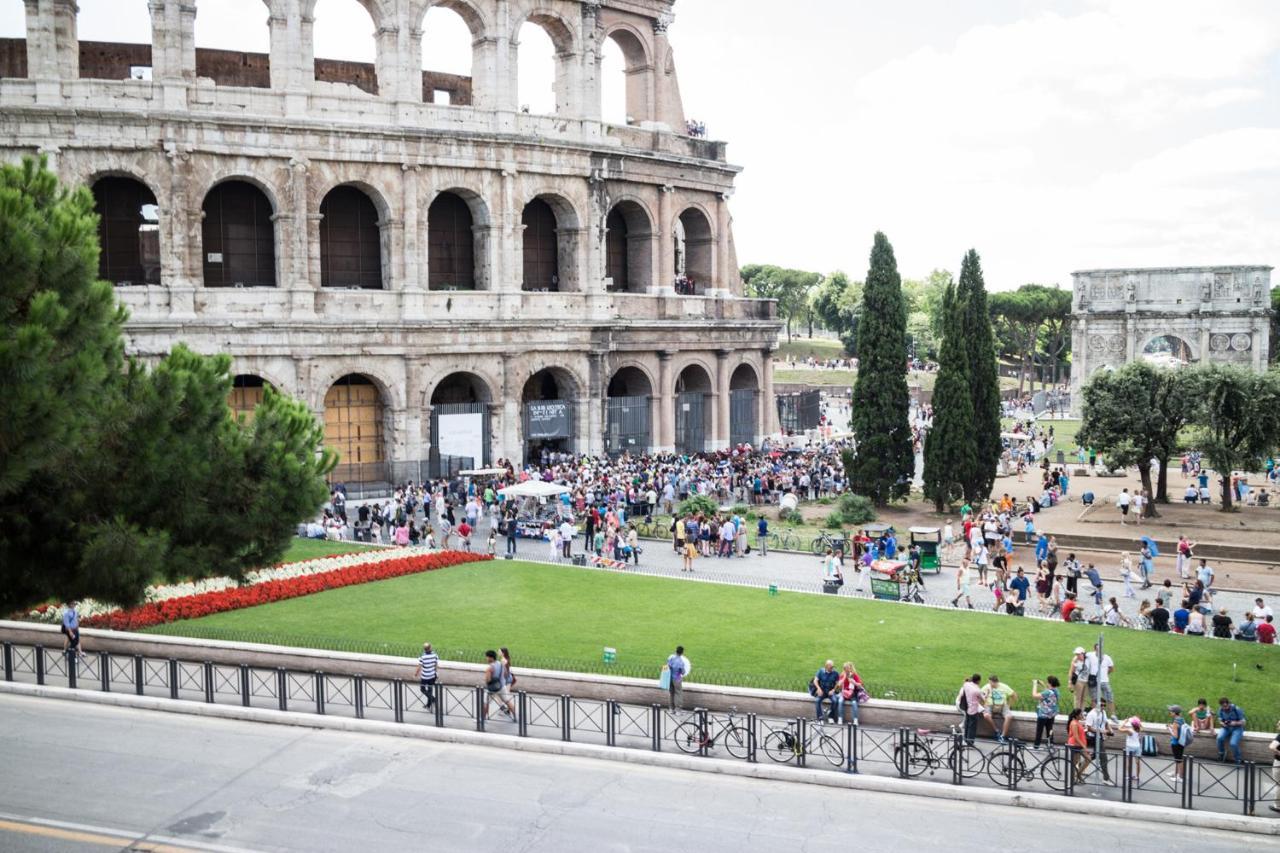 Gallery Colosseum Rome