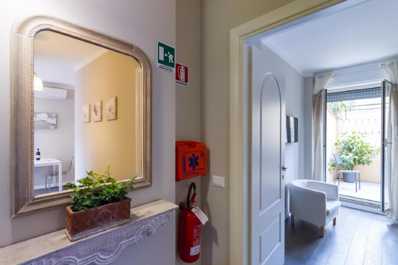 Roof Terrace Coppelle Pantheon * Rome