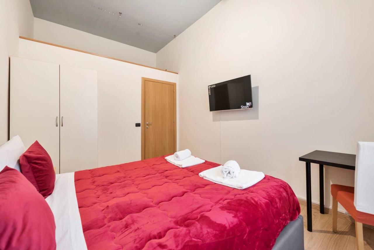 Via Umberto Apartment Rome