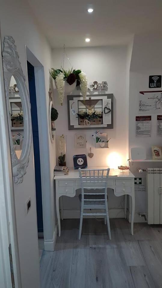 Bed & Breakfast La Finestra Di Fronte Rome