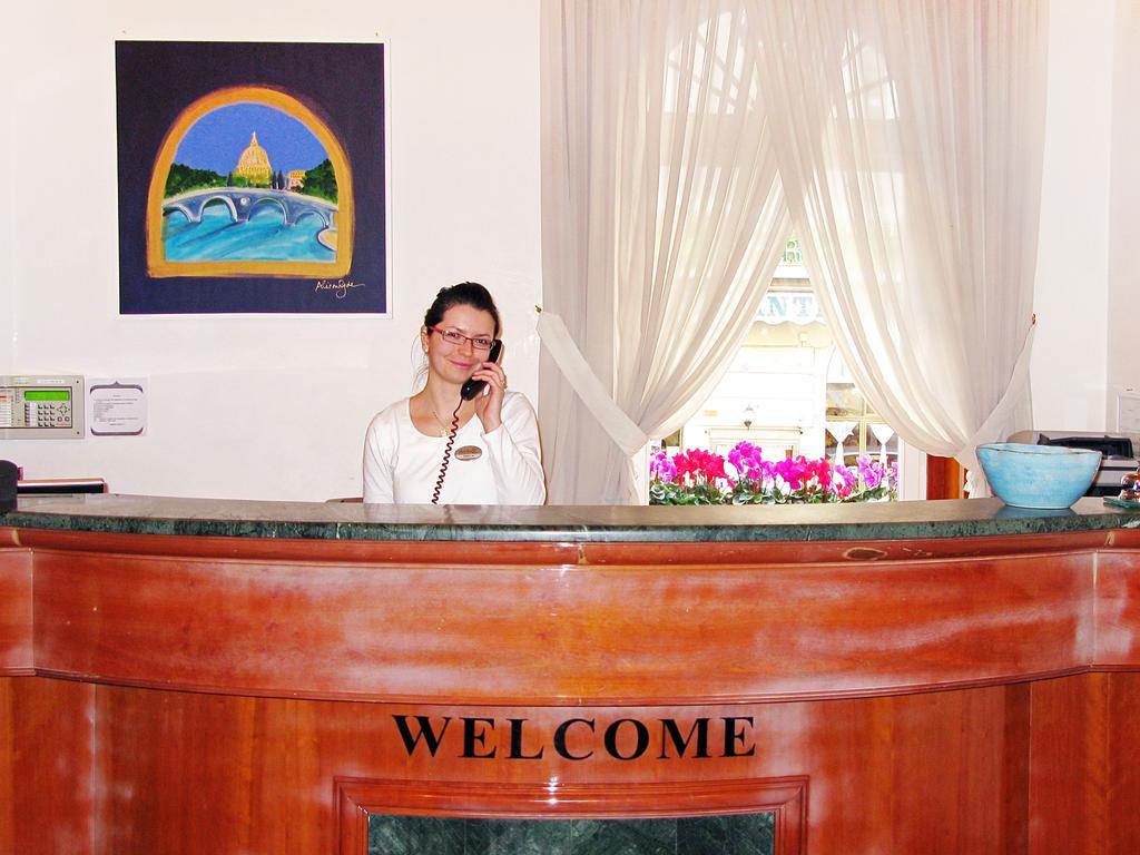Continentale Hotel 2*