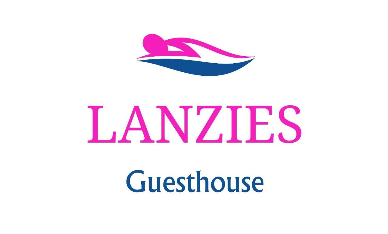 Lanzies Guest house *