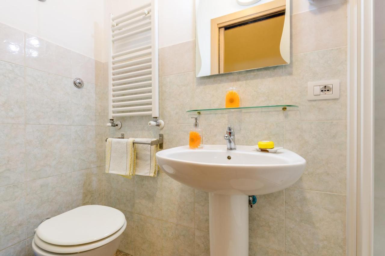 Angolo99 Bed & Breakfast Rome