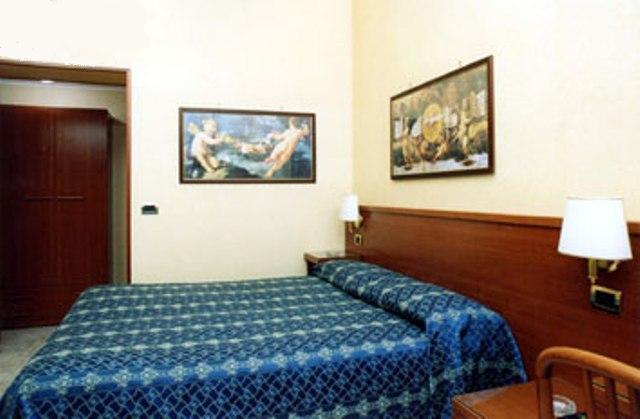 Hotel Viennese *