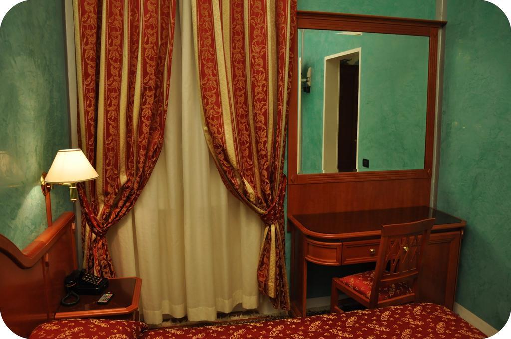 Hotel Sandra Roma