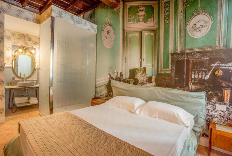Trevi Fountain Holiday home