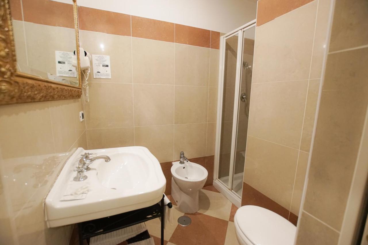 Giglio Dell'opera Hotel 3*