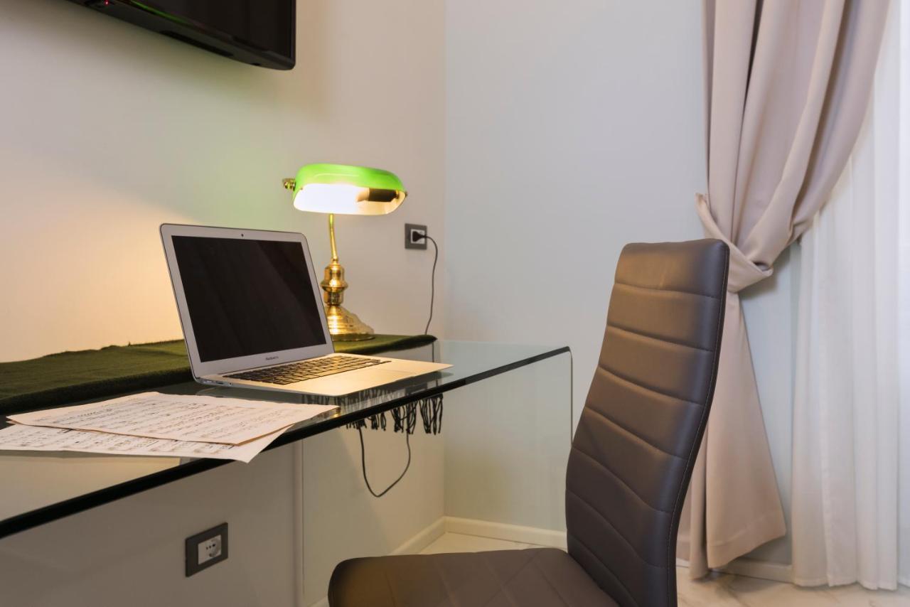 Cavour Gasthuis 2*