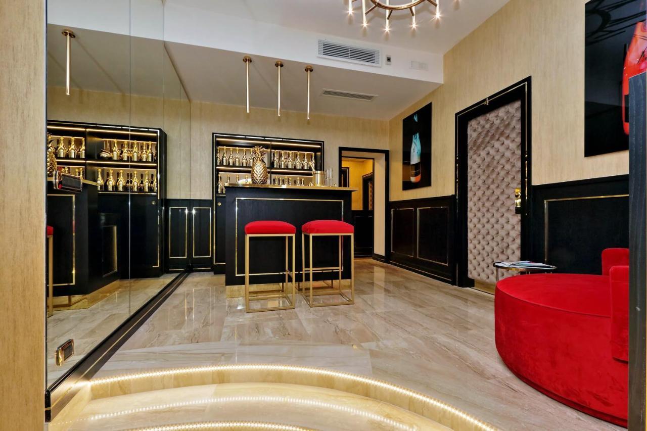 Spanish Hills Collection Luxury & Jacuzzi Maison d'hôtes Rome