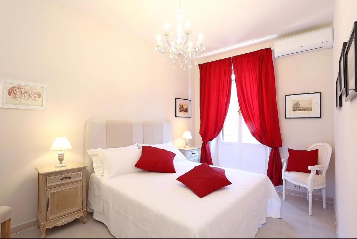Dimora Frattina Roma