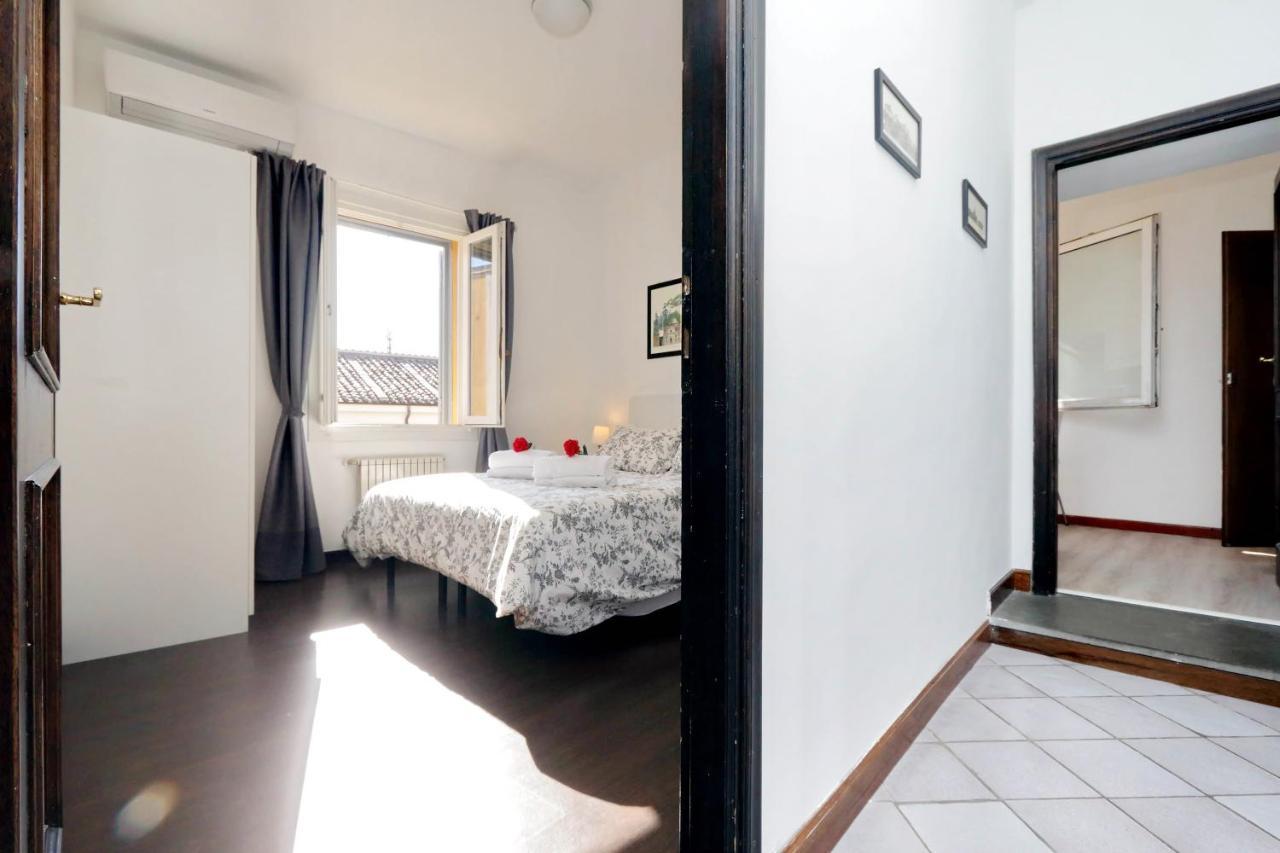 Apartment Lavatore Rome
