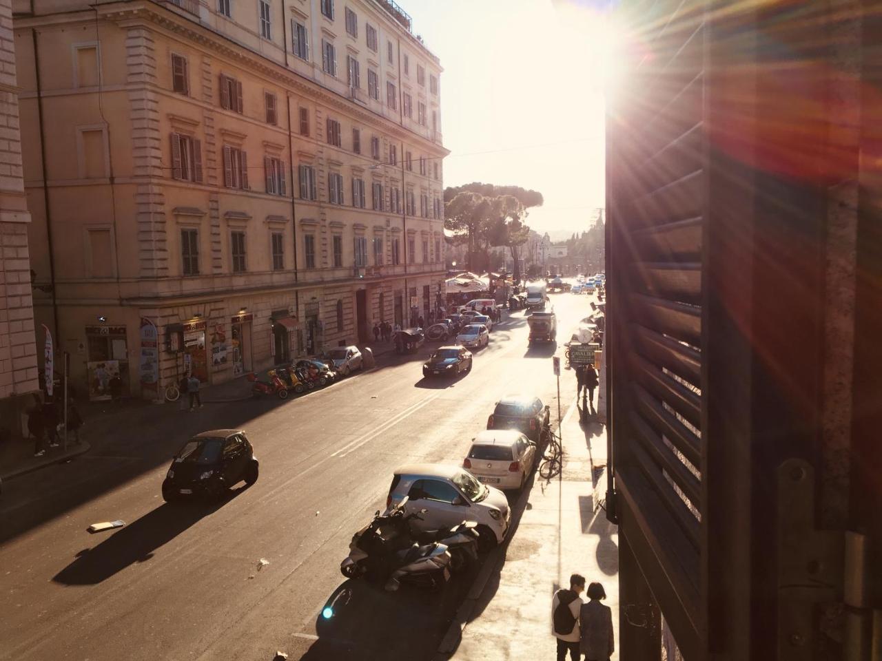 Hs 311 3* Rome