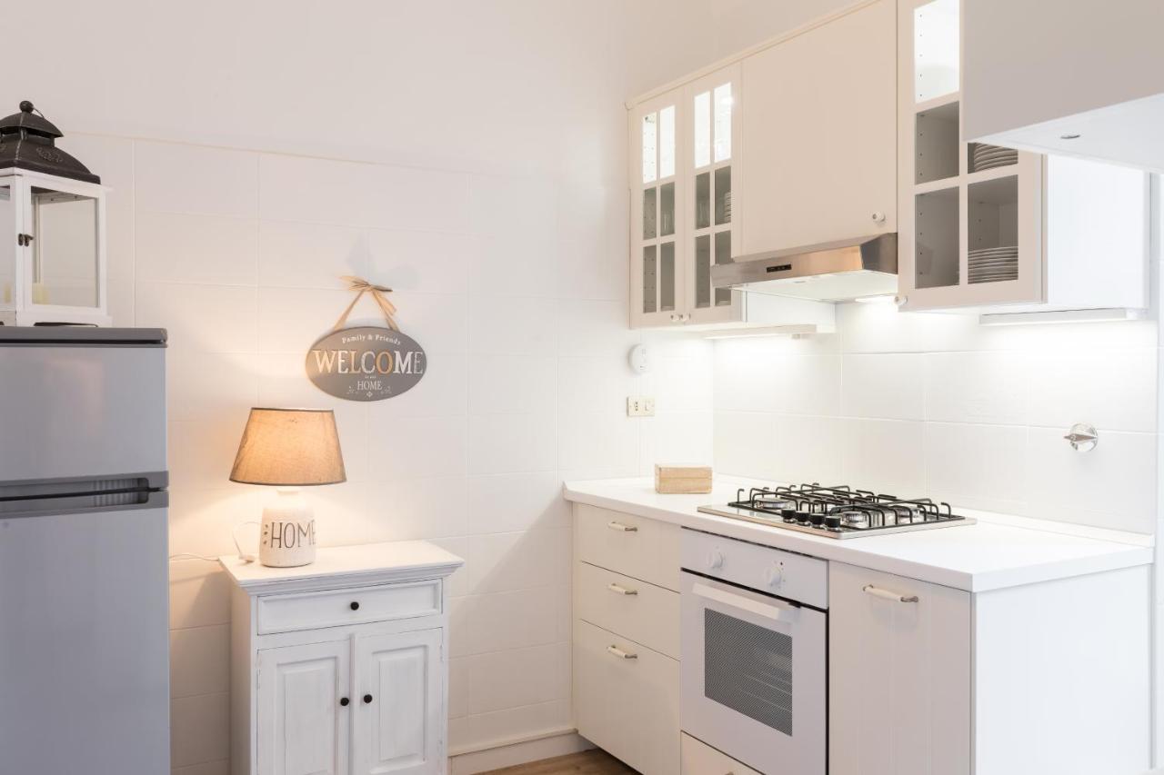 Via Frattina Apartment Rome