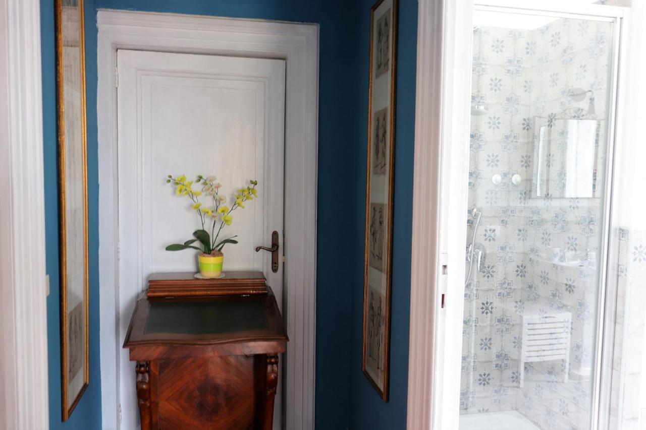 Trevi Grand Blu Bed & Breakfast *