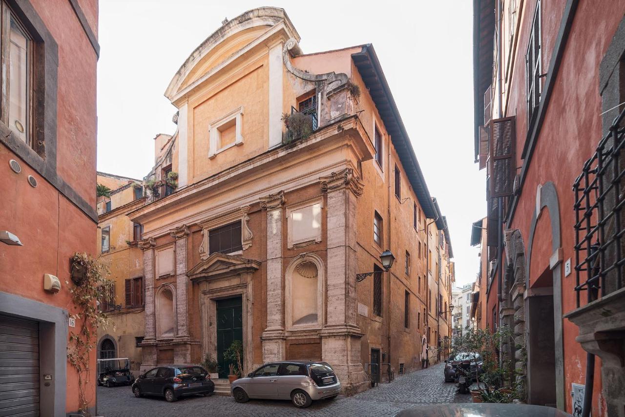 Appartamento Black White - Fromhometorome Roma