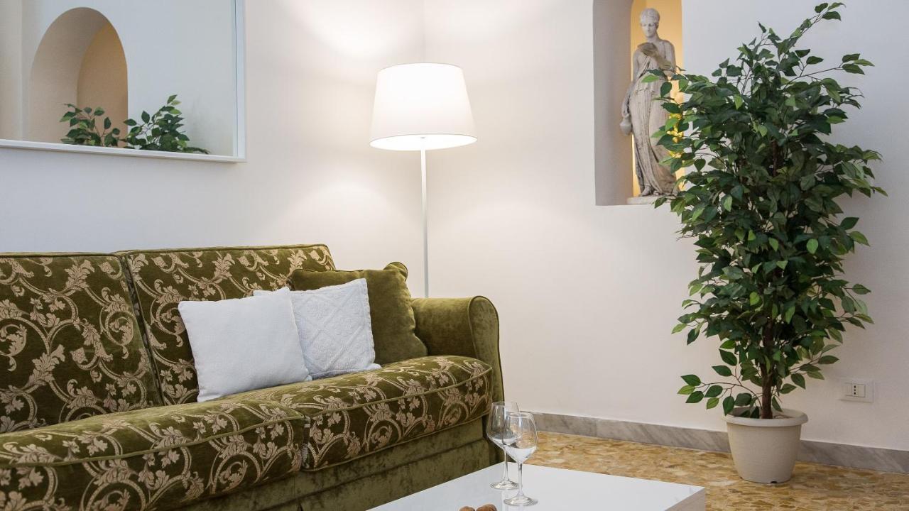 Apartment Atheneum By Rental In Rome