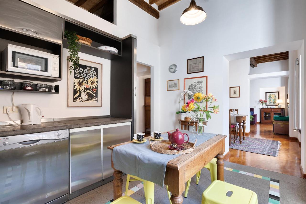 Apartment As You Feel Teatro Pace Rome