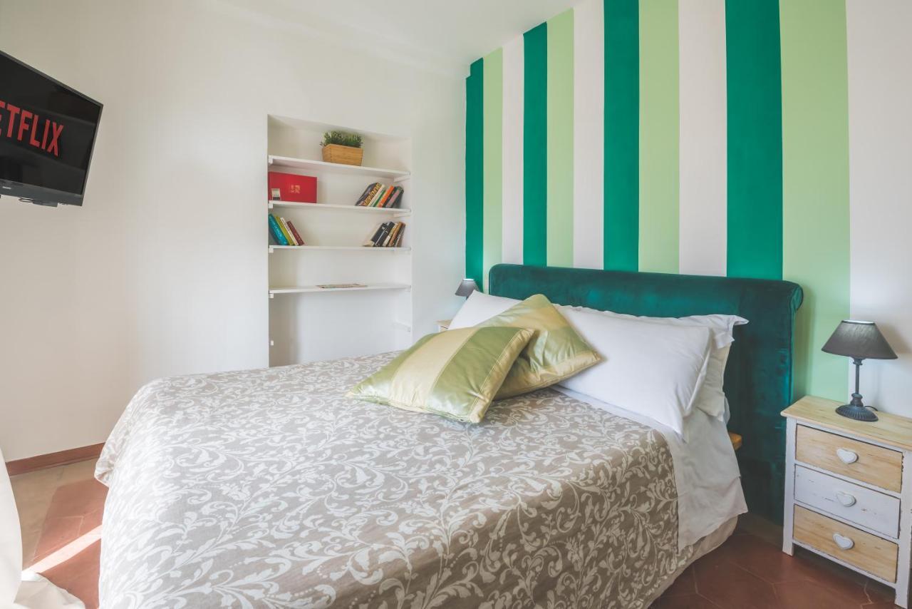Pellegrino 75 Double Bedroom Rome
