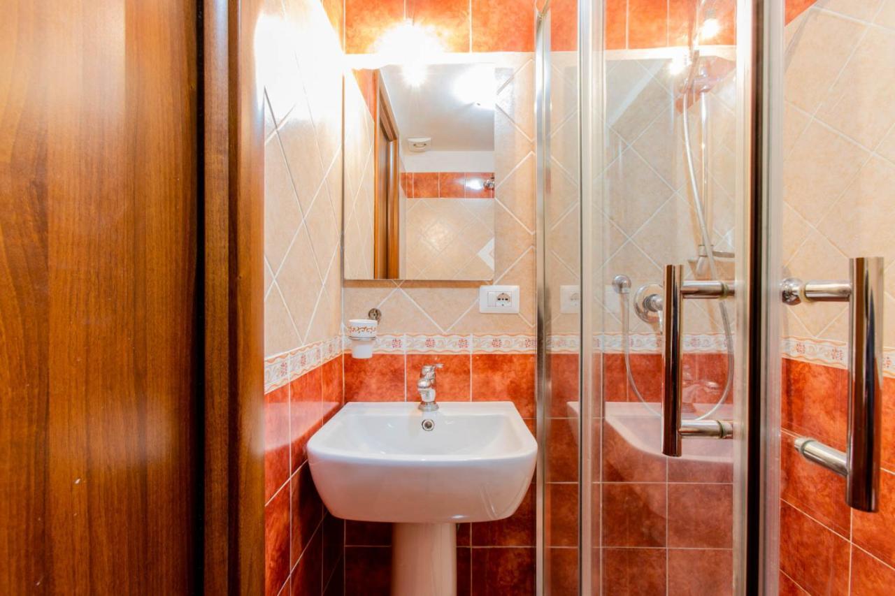 Oscar 3 Guest house *