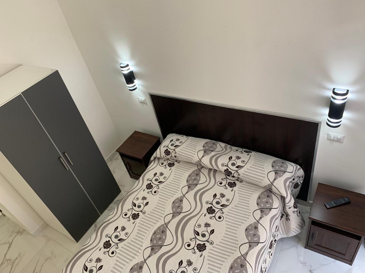 Bed & Breakfast Serena House *