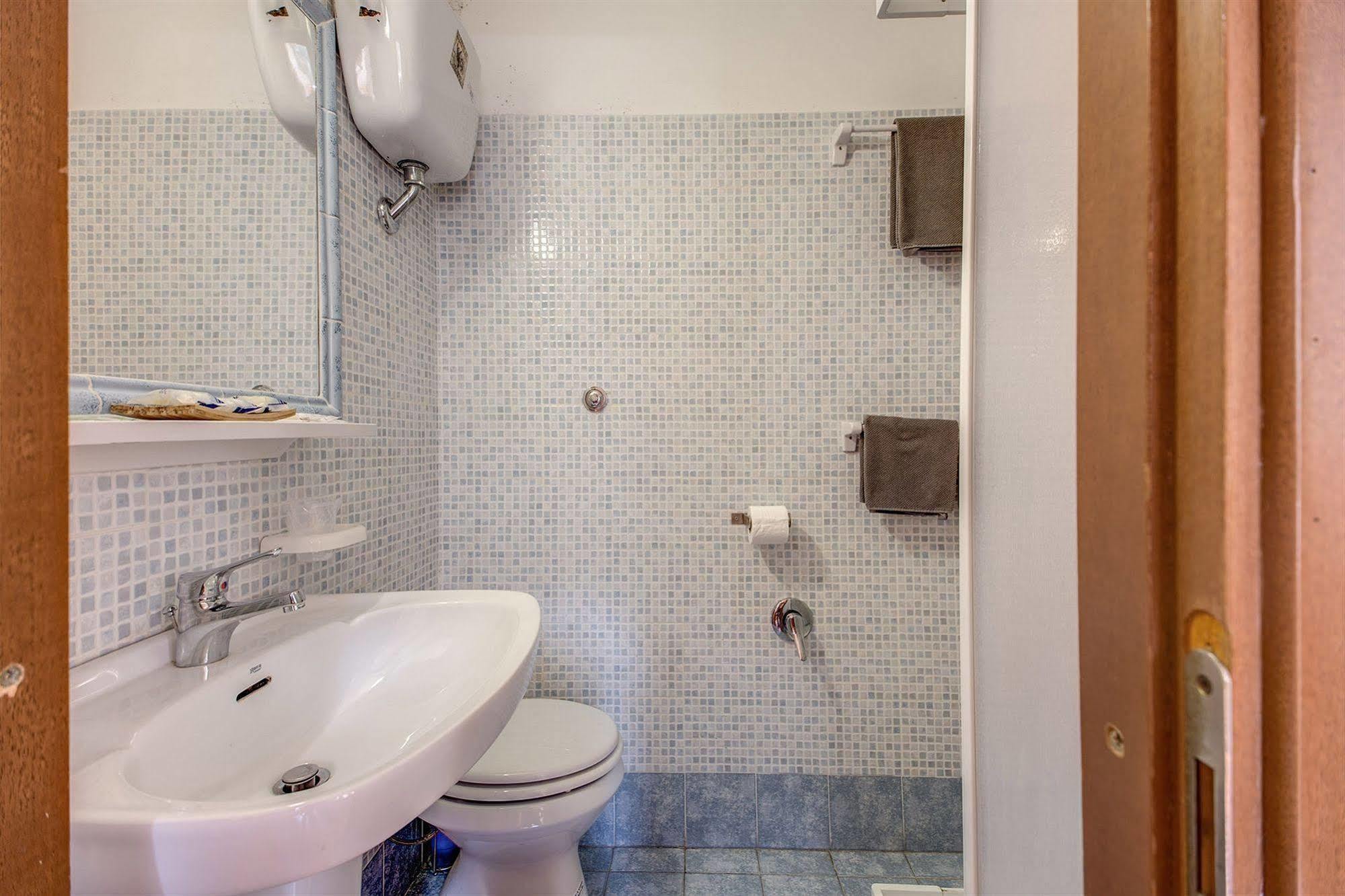 Hotel Aquarium Rome