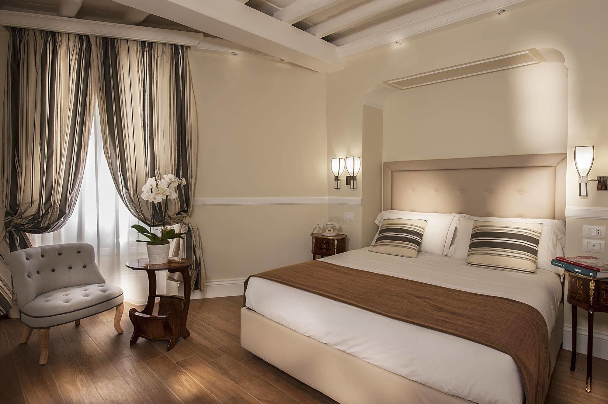 La Residenza Del Sole Al Pantheon Bed & Breakfast Rome