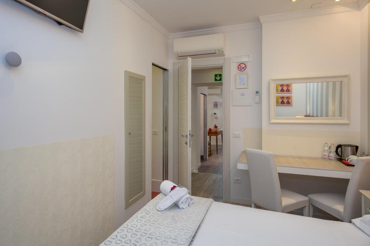 Zefiro Home Bed & Breakfast 3*