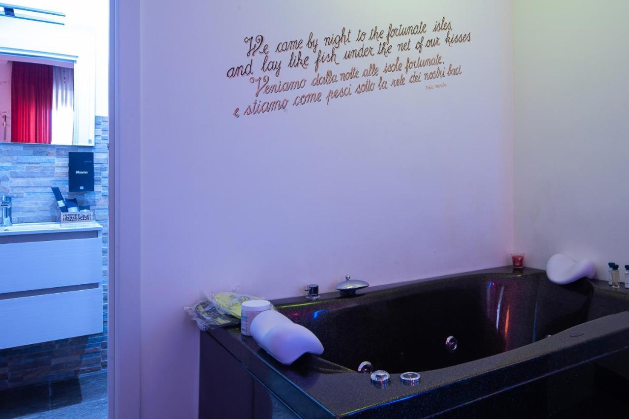 Irooms Jacuzzi 2*