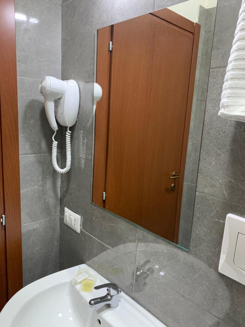 Tune Homes 3* Rome