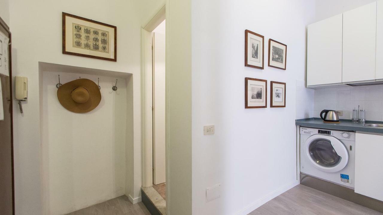 In Beato Angelico Apartment *